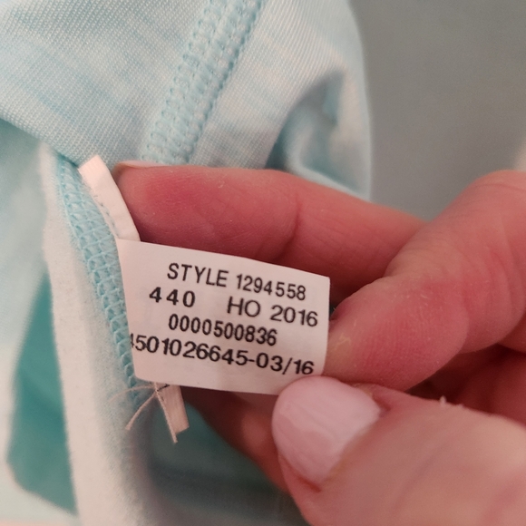 Under Armour Cold Gear Light Green Long Sleeve Shirt, Size M - Picture 6 of 8